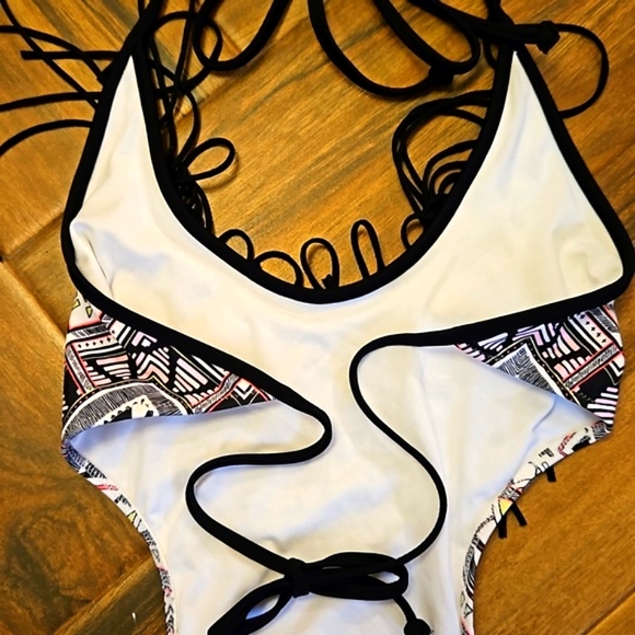 VS PINK Vintage Monokini RARE HTF - Picture 5 of 9